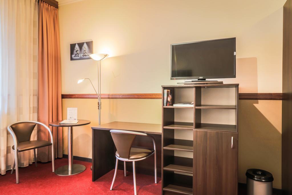 Hotel Frans Op Den Bult Дёрнинген Экстерьер фото